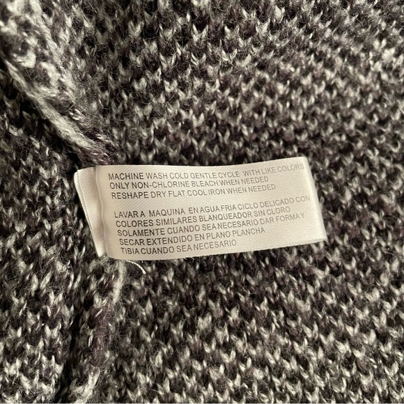 By Design Plaid Gray open front cardigan with pockets size Large - Picture 7 of 7